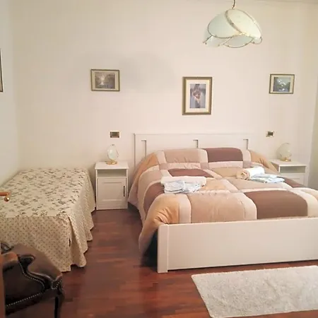 Panzió Le